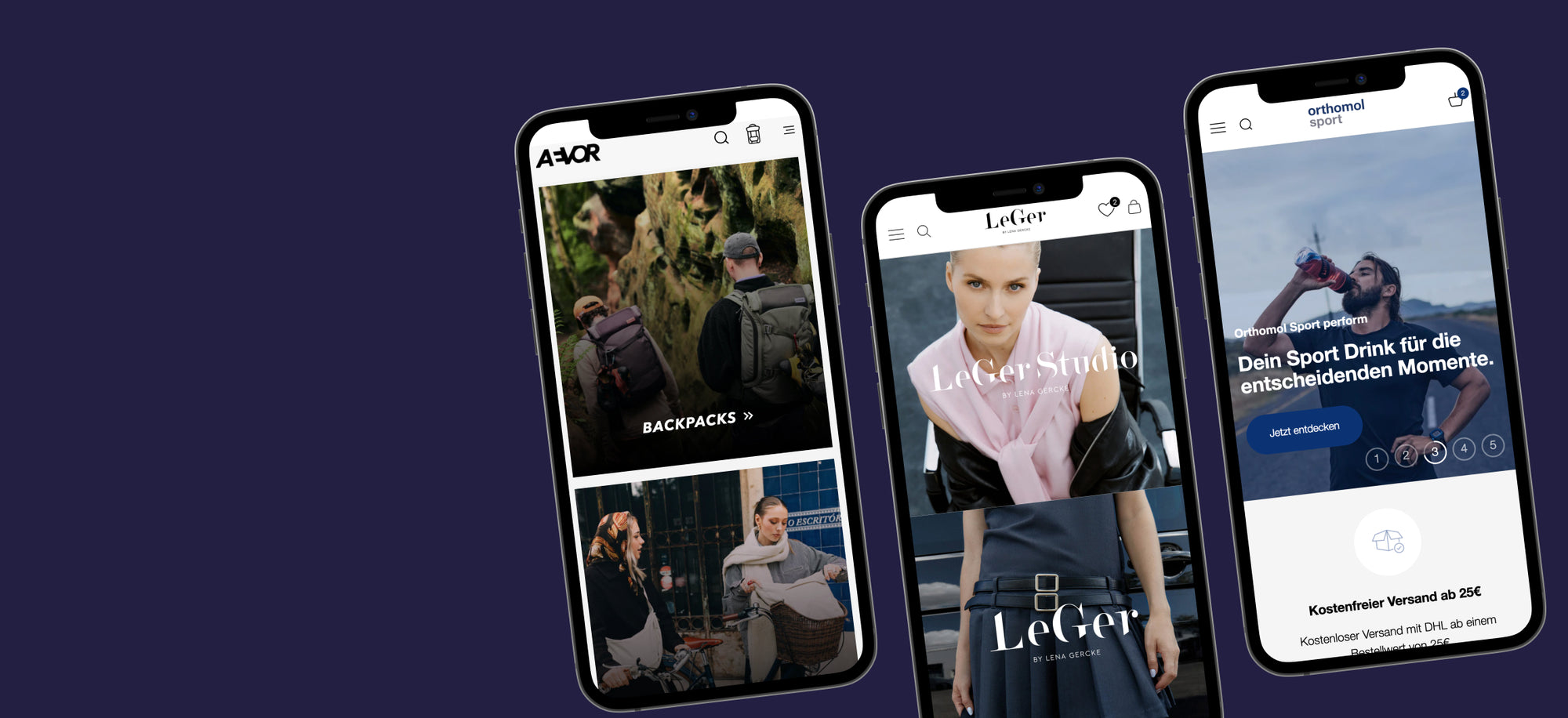 Drei Smartphone-Websites für Wanderrucksäcke, urbane Damenmode, Sportler trinkt Sportgetränk